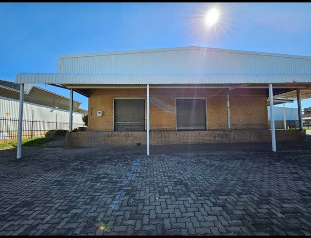 1,145M² WAREHOUSE TO LET IN HALFWAY HOUSE